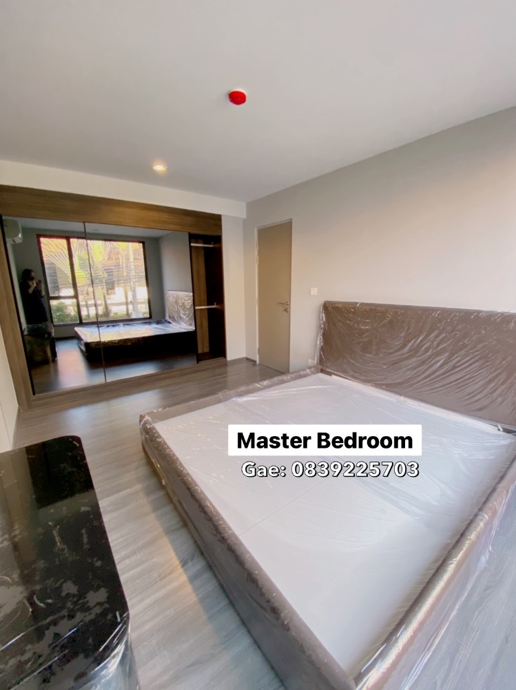 For SaleCondoSukhumvit, Asoke, Thonglor : Ideo Mobi Condo, Sukhumvit 40, 2Bedroom, starting 11.XX, located near BTS Ekkamai, free set of furniture, free transfer fee, the lowest price guaranteed!