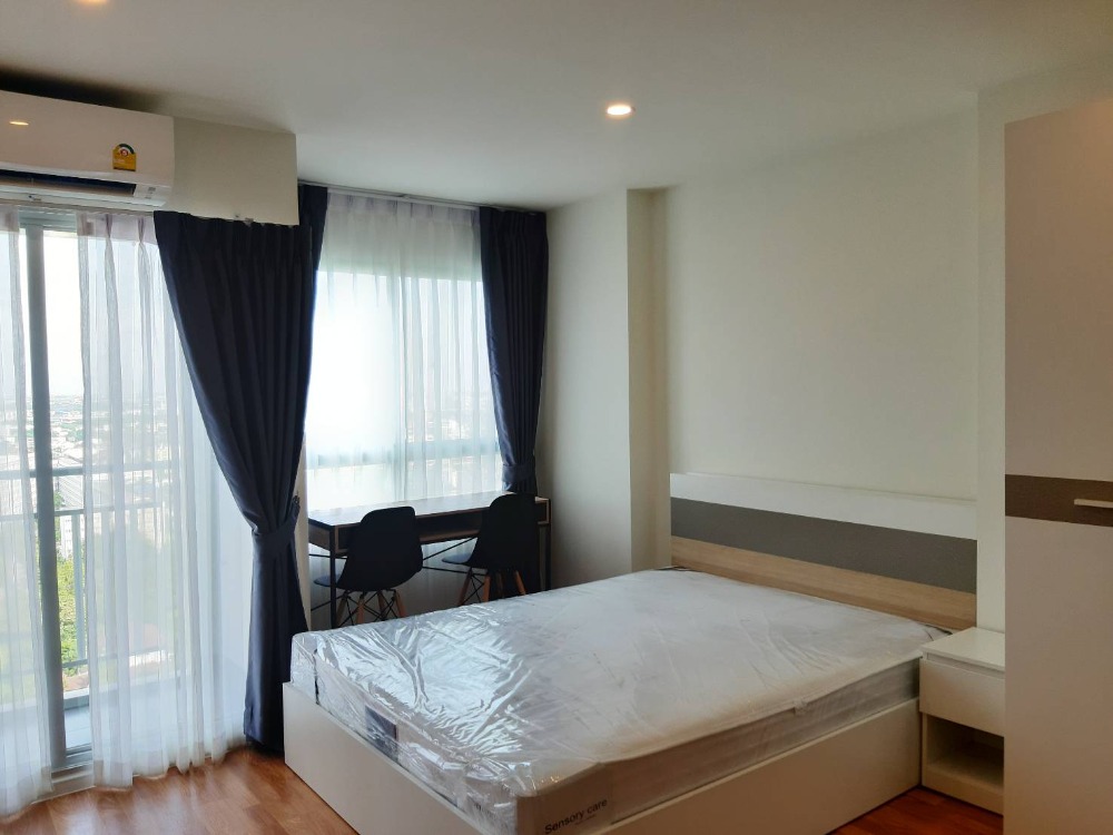 For SaleCondoPattanakan, Srinakarin : Condo for sale near Kasem Bundit University, Condo Lumpini Ville Phatthanakan Srinakarin, 1 bedroom, size 26 square meters, fully furnished, beautiful room, good atmosphere, convenient transportation Srinakarin, Phatthanakan, Krungthep Kreetha, Suan Luang