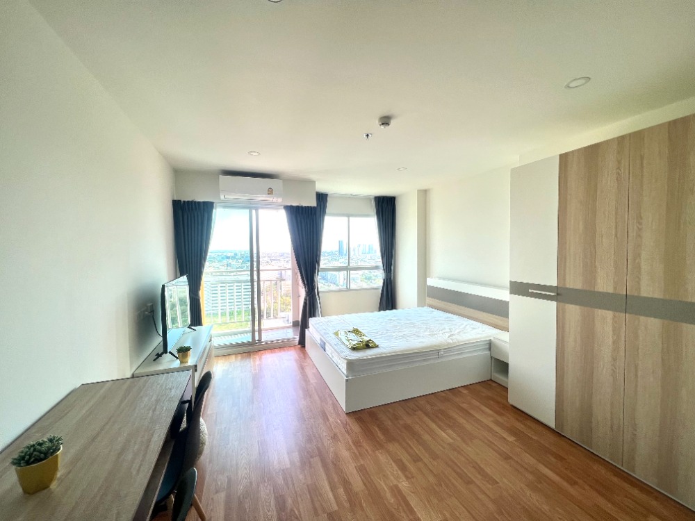 For SaleCondoPattanakan, Srinakarin : Condo for sale near Kasem Bundit University, Condo Lumpini Ville Phatthanakan Srinakarin, 1 bedroom, size 26 square meters, fully furnished, beautiful room, good atmosphere, convenient transportation Srinakarin, Phatthanakan, Krungthep Kreetha, Suan Luang