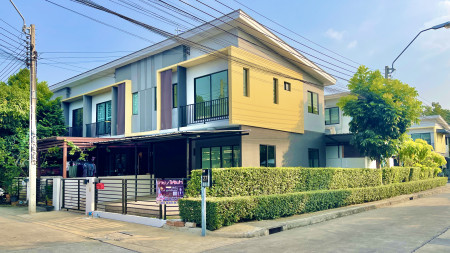 For SaleTownhouseNawamin, Ramindra : Townhome for sale or rent, The Connect 28, Watcharapol-Permsin, area 27 sq m., Soi 27, behind the corner, 3 bedrooms, 2 bathrooms, 1 car park, north, add a garage and kitchen.