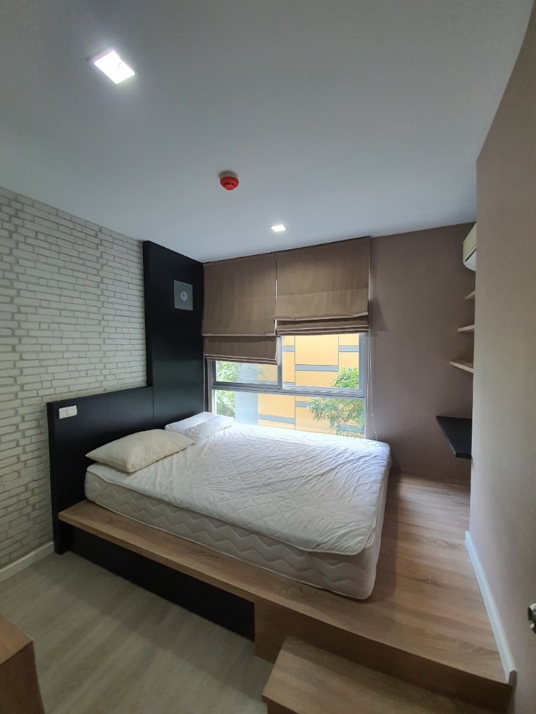 For RentCondoKhlongtoei, Kluaynamthai : Condo for rent: Metrolux Rama 4, Soi Bangkok University, near BTS Ekkamai