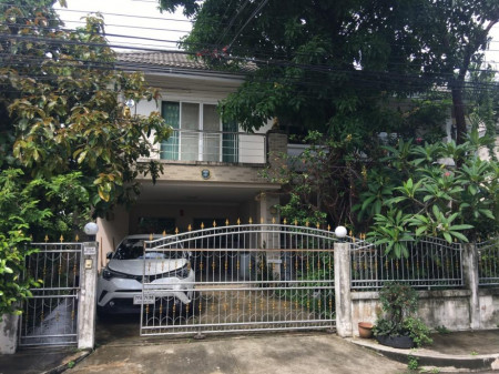 For SaleHouseRama 2, Bang Khun Thian : Single house for sale, Baan Ngam Charoen 5 ￼Tha Kham, Rama 2, 78 sq m, 287 sq m, 5 bedrooms, 5 bathrooms, great price, biggest house type, close to the ring road, easy to enter the city.