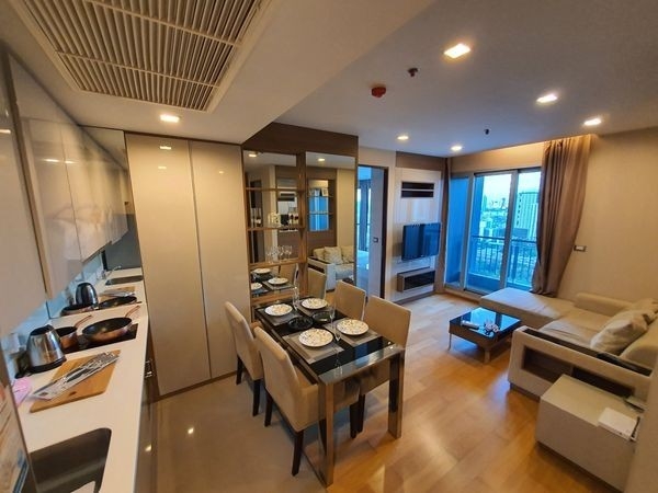 For RentCondoRama9, Petchburi, RCA : Condo for rent, The Address Asoke, complete facilities, ready to move in !!