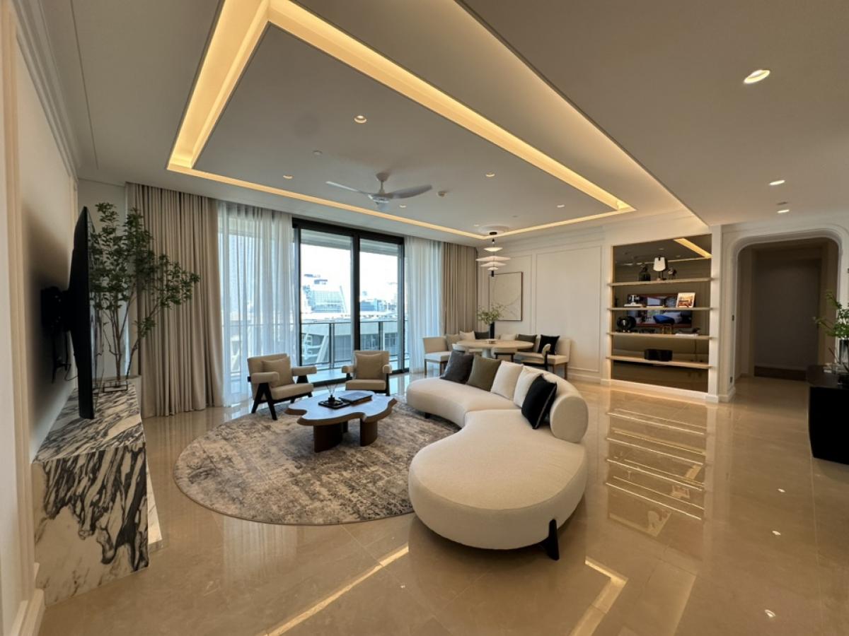 For SaleCondoWitthayu, Chidlom, Langsuan, Ploenchit : +++ Urgent sale +++ The Residences @ Sindhorn Kempinski Hotel Bangkok** 3 bedrooms, 216 sq m., complete functions, ready to move in.