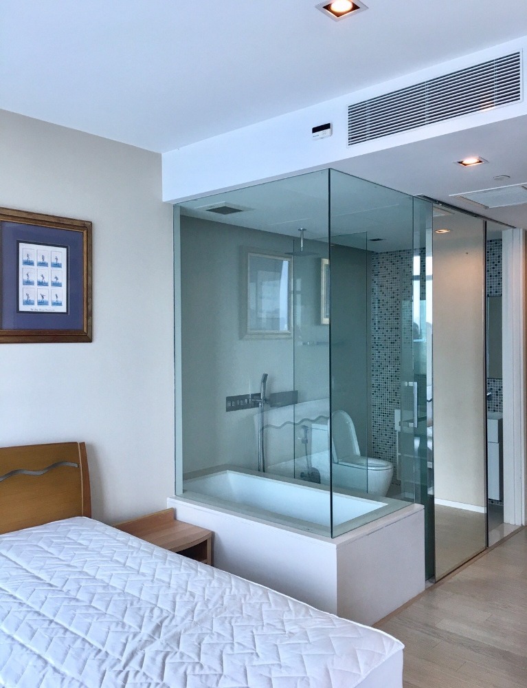 For RentCondoSukhumvit, Asoke, Thonglor : Condo for rent: The Room Sukhumvit 21, fully furnished, ready to move in!!