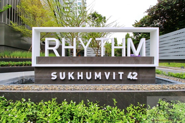 For SaleCondoSukhumvit, Asoke, Thonglor : Condo for sale/rent Rhythm Sukhumvit 42 1 bedroom by owner.