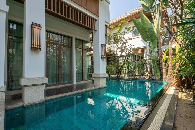 ให้เช่าบ้านสาทร นราธิวาส : LH villa sathorn for rebt