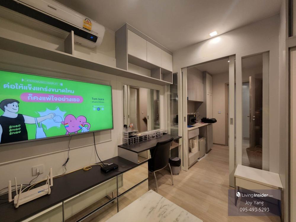 ให้เช่าคอนโดวิทยุ ชิดลม หลังสวน : Female only,For rent! Life One Wireless short term (3-6months) only! 20,000 Baht/month, 24  sqm  วิว Central Embassy ชั้น 35  เเถม HISPEED internet, contact (landlord) 0954935293 (24 ชม)  *ขาย 4.75 ล้าน