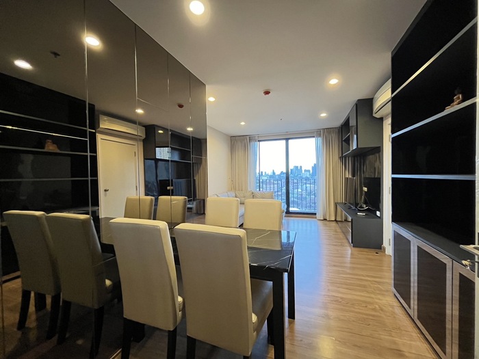 For RentCondoBang Sue, Wong Sawang, Tao Pun : 🌈 [For rent] The Tree Interchange (2BR 58 sq m / 21,000 baht) 10th floor, Building B, near the BTS, call 0636241455 !!