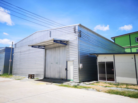 For RentWarehousePattaya, Bangsaen, Chonburi : For rent: Warehouse in prime location, Pinthong, Nong Kham, Chonburi, 300 sq m. [ R12A ]