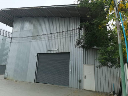 For RentFactoryRathburana, Suksawat : For rent: Warehouse, area 260 sq m., Phutthabucha 36, Thung Khru District, has an office inside, cheap price [ R01A ]