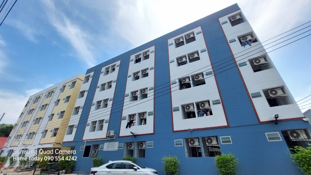 For SaleHotel&Apartment BusinessPinklao, Charansanitwong : 5 storey apartment for sale, 2 new buildings, 138 rooms, very good rate of return, Soi Sirindhorn 7, Bang Phlat, Bangkok, fully furnished. There are both air-conditioned and fan rooms.