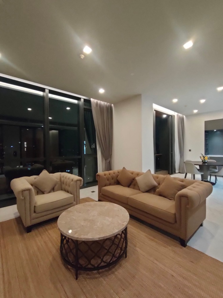 ให้เช่าคอนโดสุขุมวิท อโศก ทองหล่อ : Rental : The Monument Thonglo , 2 Bed 3 Bath , 22th Floor , 125 S.qm