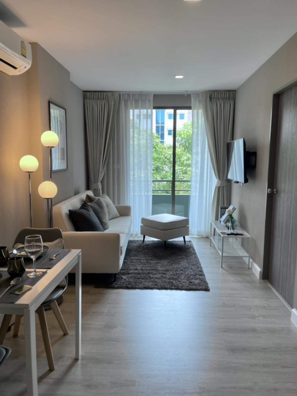 For RentCondoRatchadapisek, Huaikwang, Suttisan : Room for rent❗️ Condo Metrolux Ratchada, garden view, 4th floor, new room, fully furnished, ready to move in, 19,000