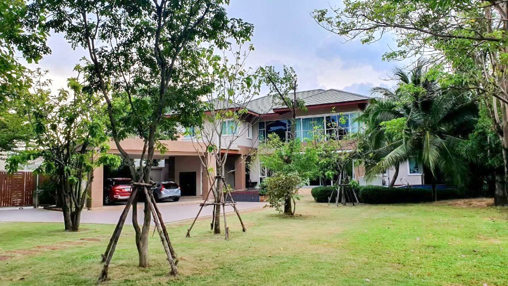 For SaleHousePinklao, Charansanitwong : House for sale by the water With office building, Suan Phak Road, big plot, good atmosphere, beautiful decoration, ready to move in