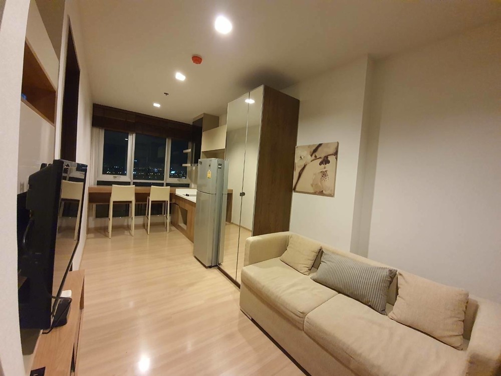 For RentCondoSathorn, Narathiwat : for rent Rhythm sathorn 1 bed special deal !! ❤️