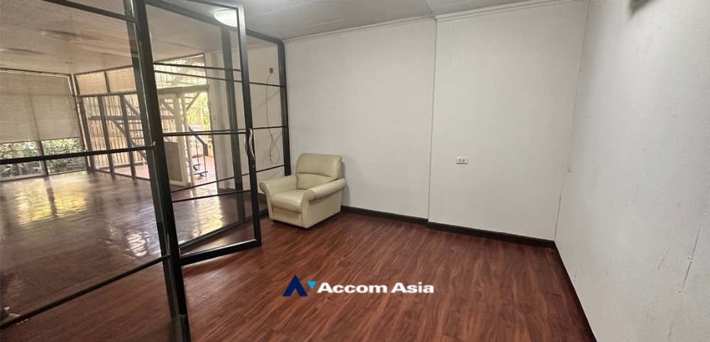 ให้เช่าบ้านสุขุมวิท อโศก ทองหล่อ : 🔼🔽 AccomA 3 Bedrooms House for Rent in Sukhumvit BTS Phrom Phong (1716395)