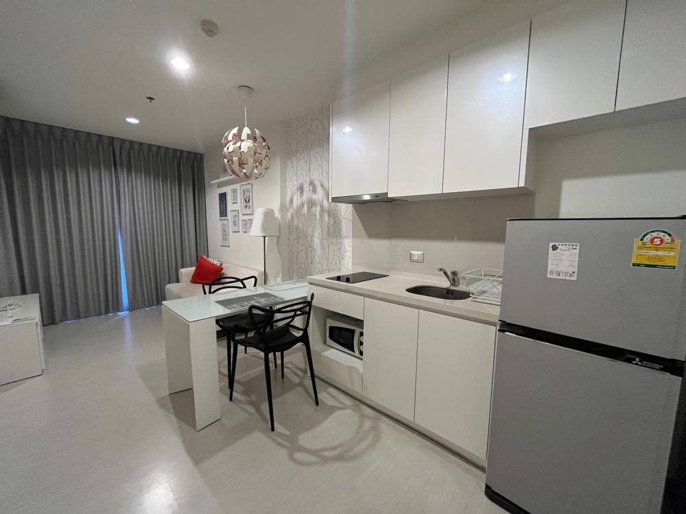 For RentCondoSukhumvit, Asoke, Thonglor : 📢For urgent rent📍Condo Rhythm Sukhumvit 42 (Rhythm Sukhumvit 42) 1 bedroom, 35 sq m., next to BTS Ekkamai, beautifully decorated room, ready to move in