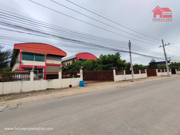 For SaleFactoryMahachai Samut Sakhon : Warehouse/factory building for sale, area 251, usable area 680 sq m, floor load 3 tons / sq m, parking for 6-8 cars, Ekachai Road, Mueang District, Samut Sakhon Province, rental price 13.9 million baht.